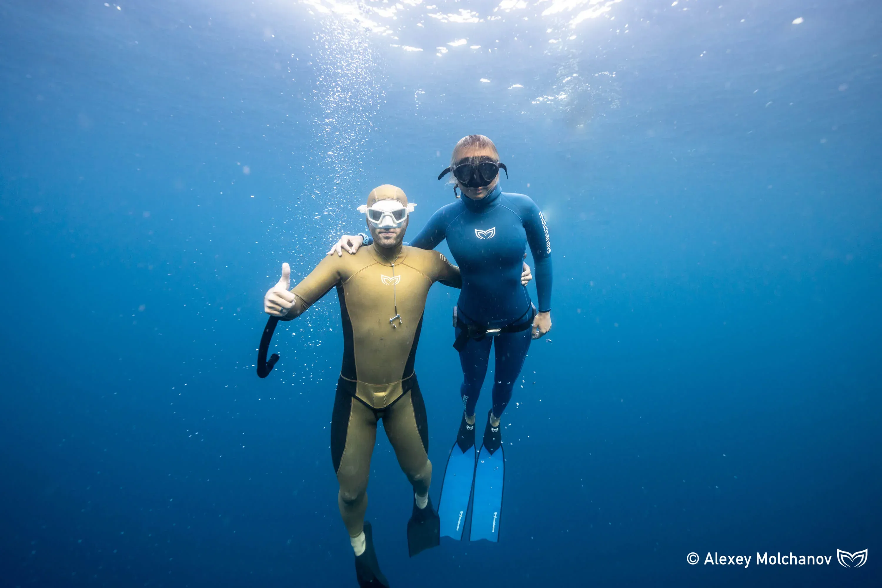 Tại sao Molchanovs là 'Chuẩn mực vàng' của Lặn tự do (Freediving)?